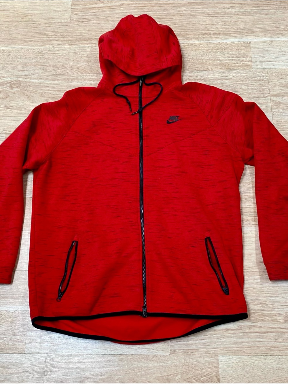 Nike Sportswear Tech Fleece Hoodie Men’s XL Red Black Windrunner Full Zip Jacket
